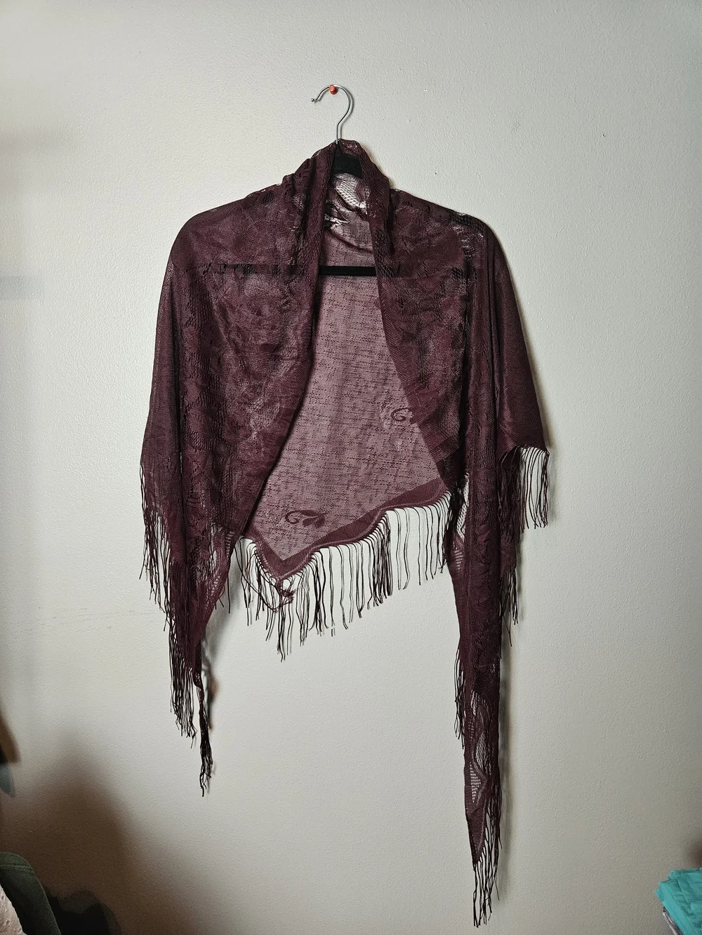 SHEIN Burgundy Floral Lace Fringe Wrap Scarf